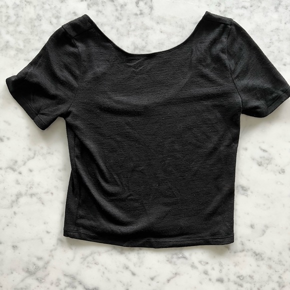 Wilfred Juliana Tshirt (black, size S) - Picture 1 of 3